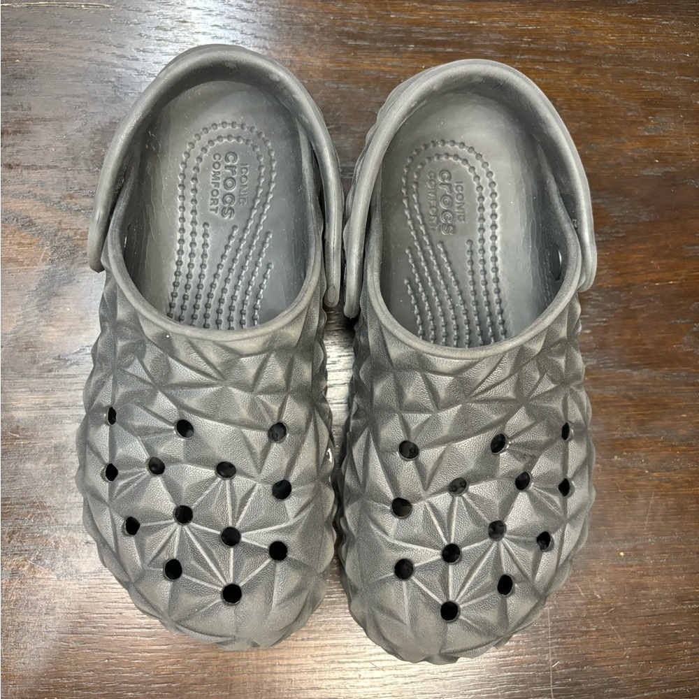 Crocs kids geometric style black size 13